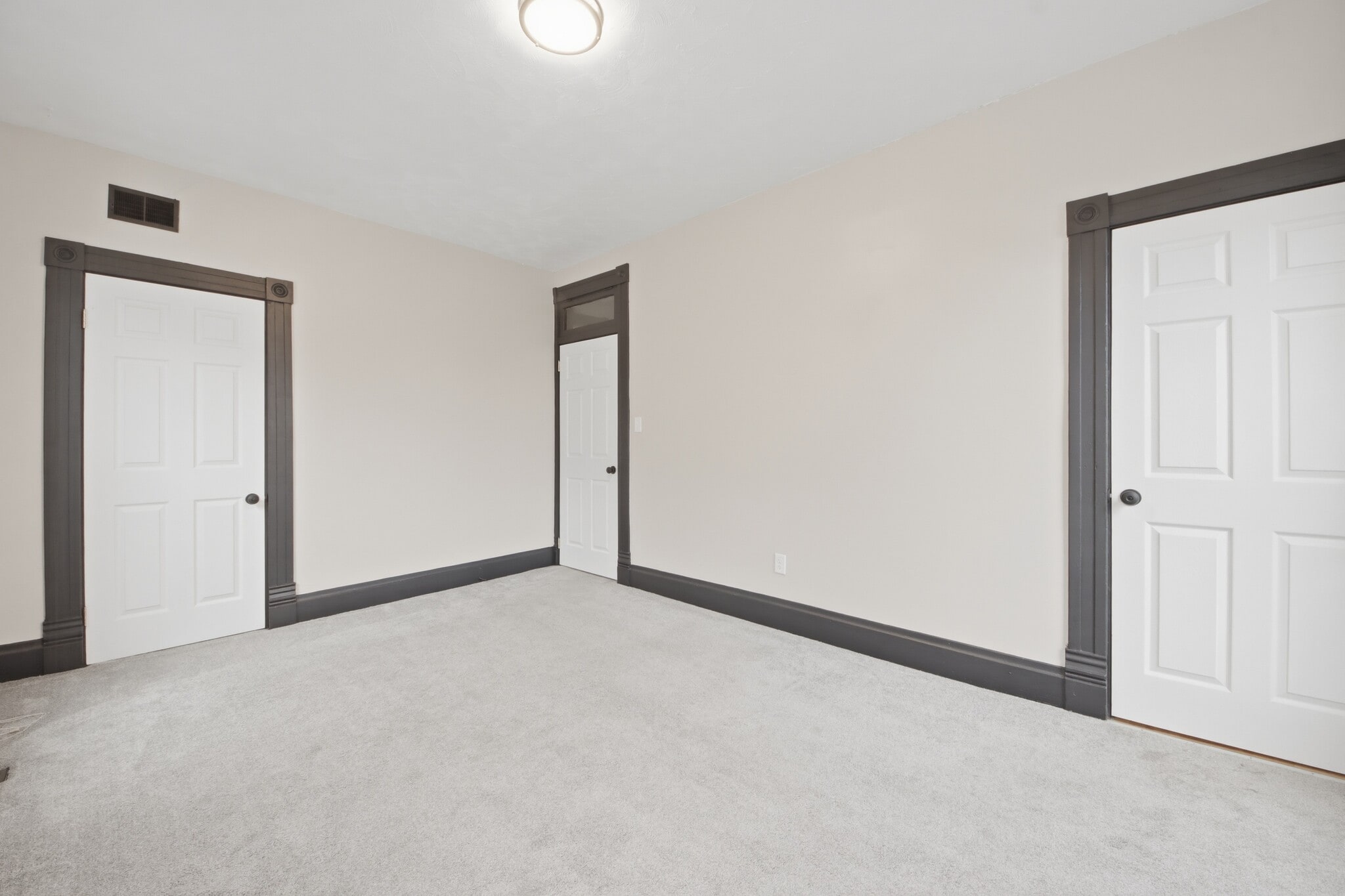 Building Photo - 767 Wager St