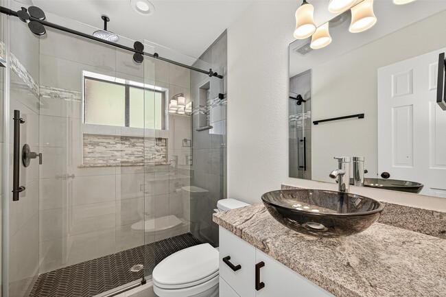 Building Photo - 11507 Oak Valley Dr