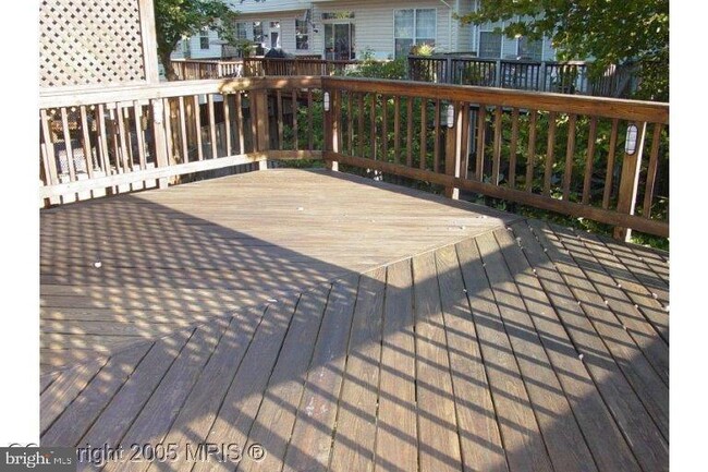 Building Photo - 14608 Stream Pond Dr