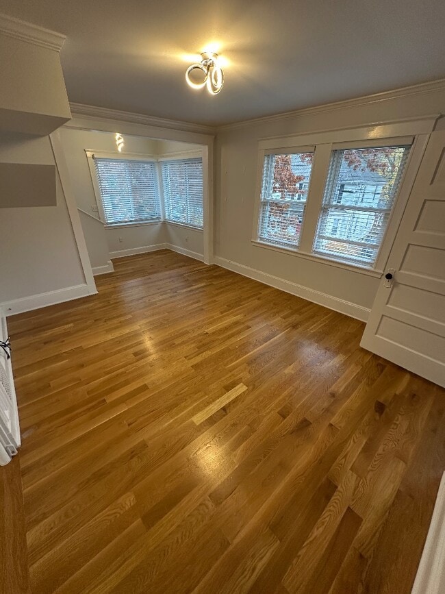 Building Photo - 151 Edinboro St