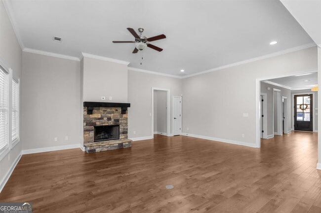Building Photo - 1000 McInteer Cir