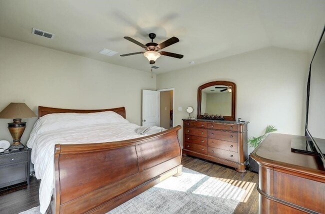 Building Photo - 11701 Summer Springs Dr