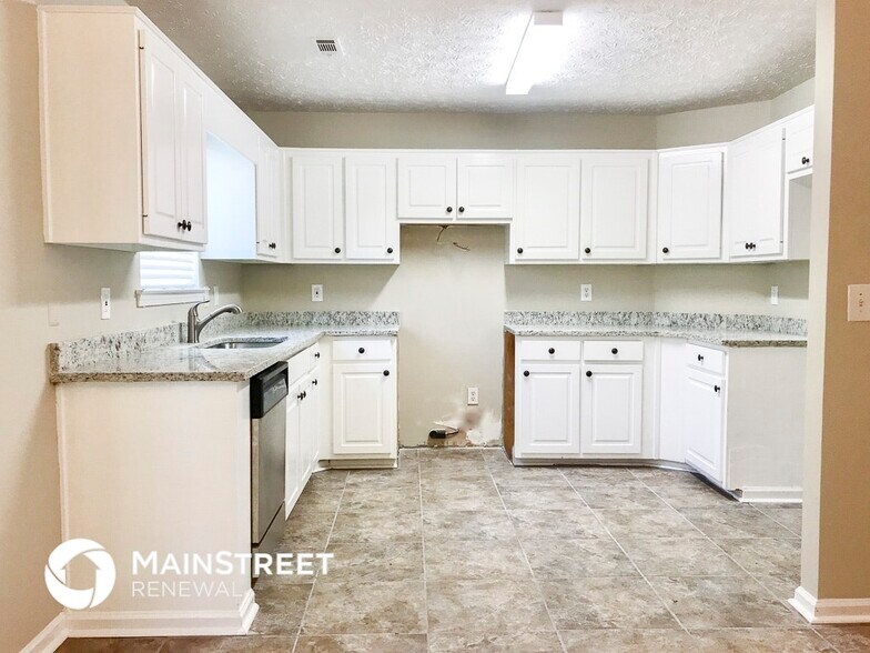 Building Photo - 105 Falcon Ridge Dr