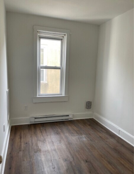 Building Photo - 123 N 53rd St