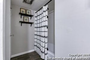 Building Photo - 8715 Starcrest Dr