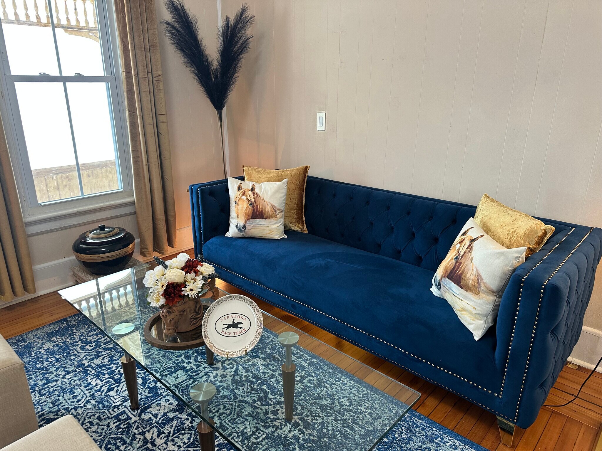 Impeccable Blue velvet couch - 89 George St
