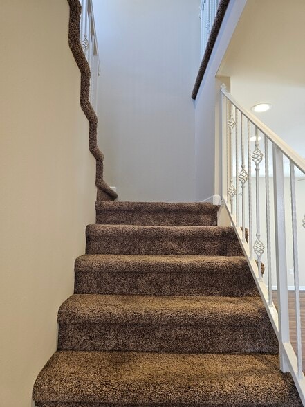 Building Photo - 6649 Cleon Ave