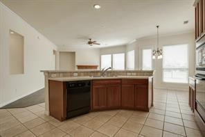 Building Photo - 4055 Victory Dr
