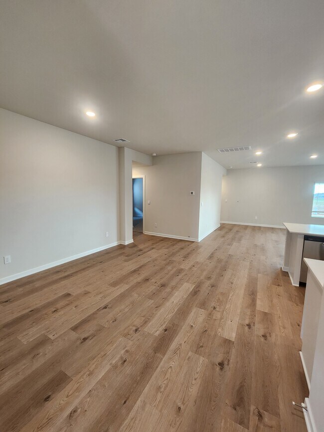 Building Photo - 10216 NW 28th Terrace