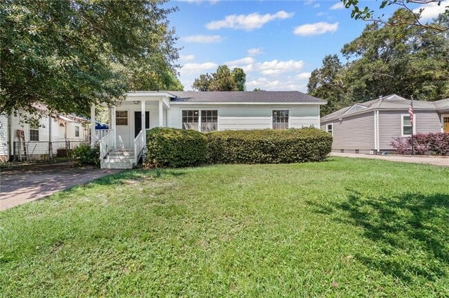 Building Photo - 555 Shady Oak Dr