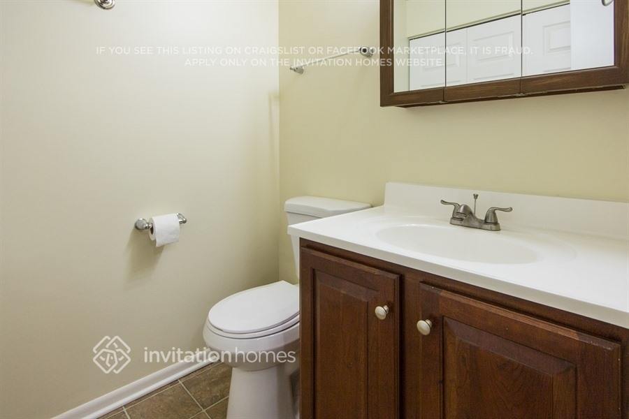 Building Photo - 902 Natoma Ct