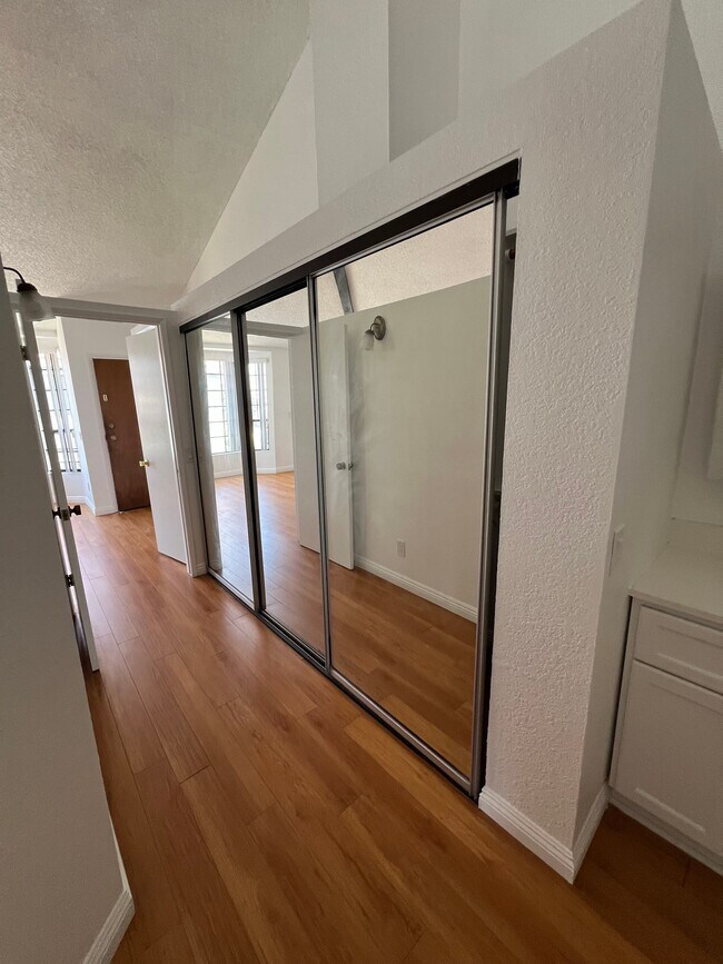 Building Photo - 10234 Tujunga Canyon Blvd