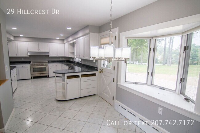 Building Photo - 29 Hillcrest Dr