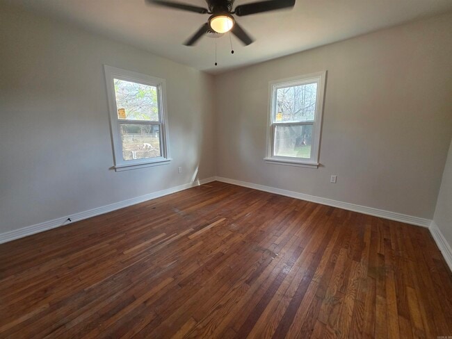 Building Photo - 1626 Davis St