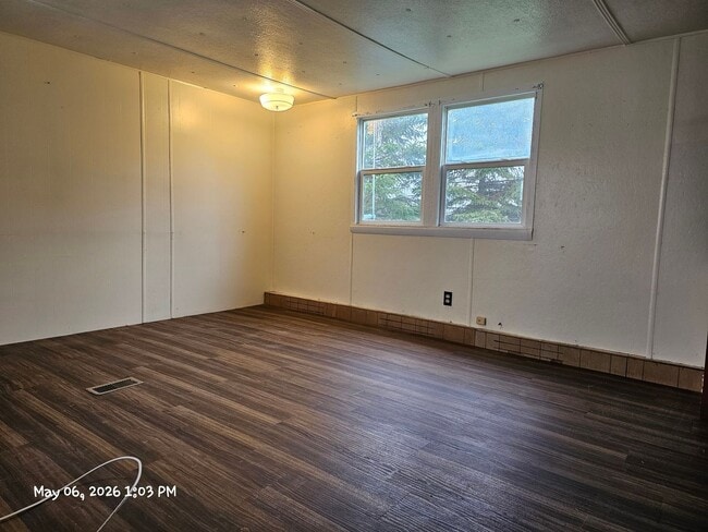Building Photo - 27 Boucher Cir