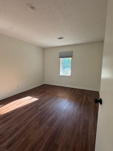 Building Photo - 3091 Colonial Way