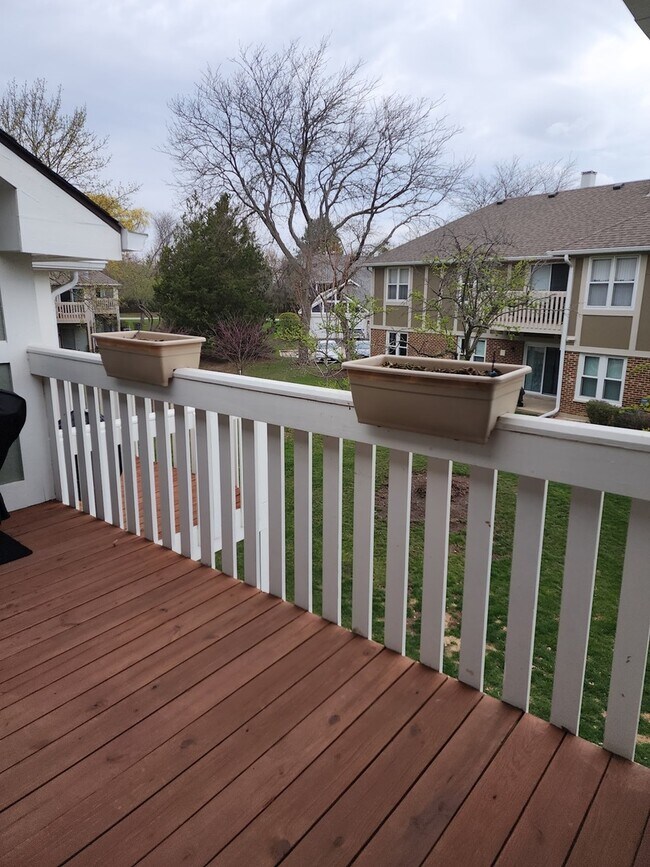 Building Photo - 1405 Clairmont Ct