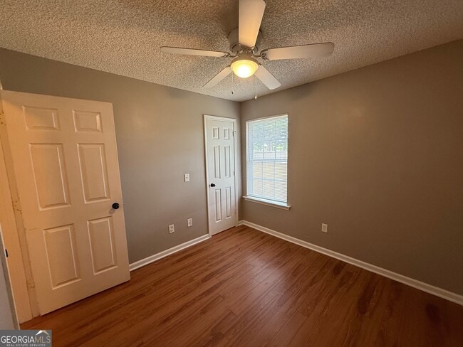 Building Photo - 309 N Belmont Ct