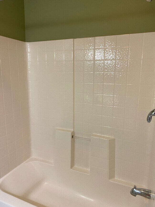 bath - 434 Literary Rd