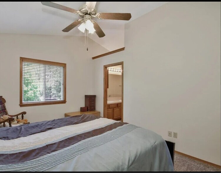 Building Photo - 4437 Westlake Ct