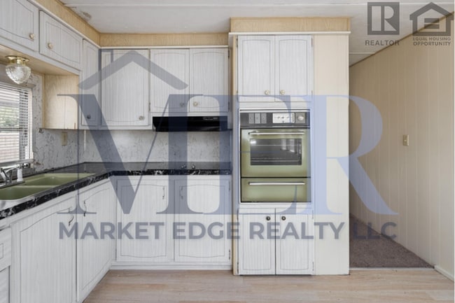 Building Photo - 2Bed/1Bath Mobile Home In Mesa! $1199 MOVE...