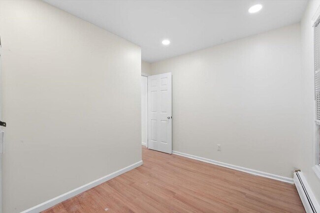 Building Photo - 56 POPLAR St