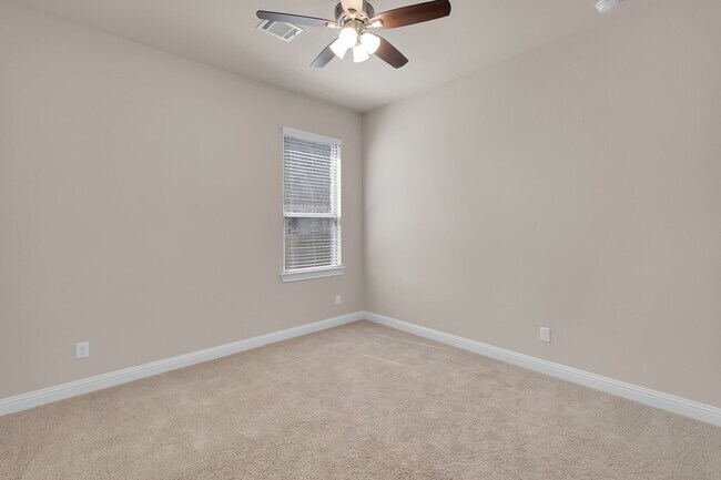 Building Photo - 25315 Angelwood Springs Ln