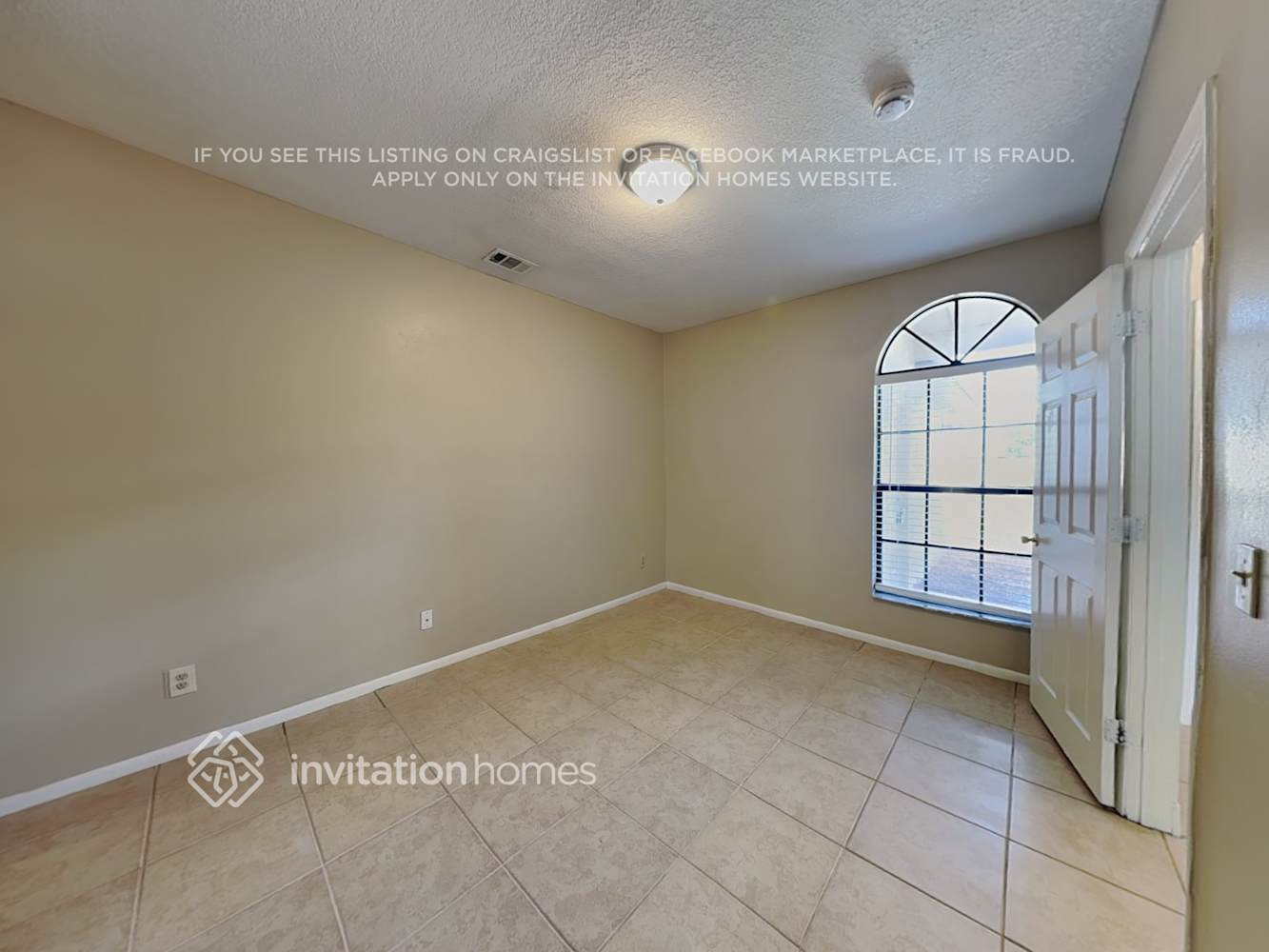 Building Photo - 1043 Burnett St