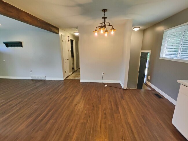 Building Photo - 1121 W 2200 N