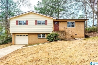 Building Photo - 506 Vardar Ln