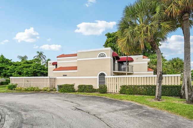 Building Photo - 4075 Village Dr