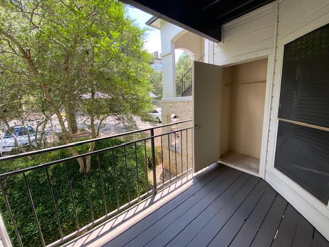 Building Photo - 6000-10 Shepherd Mountain Cove