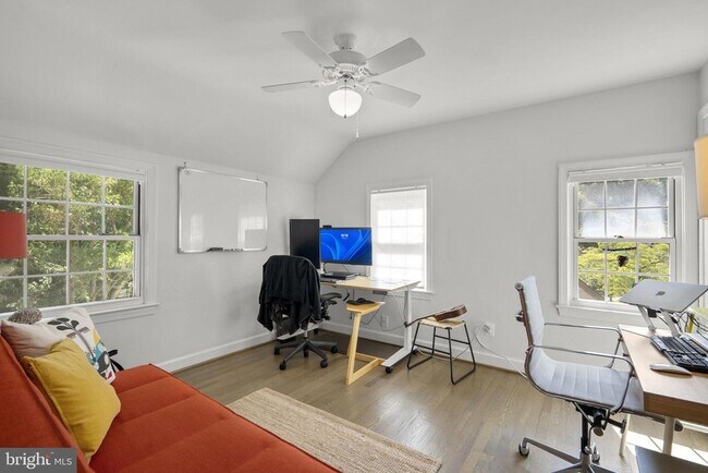 Building Photo - 9311 Woodland Dr