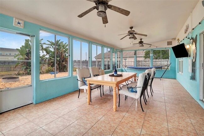 Building Photo - 16012 Lanesboro Ct