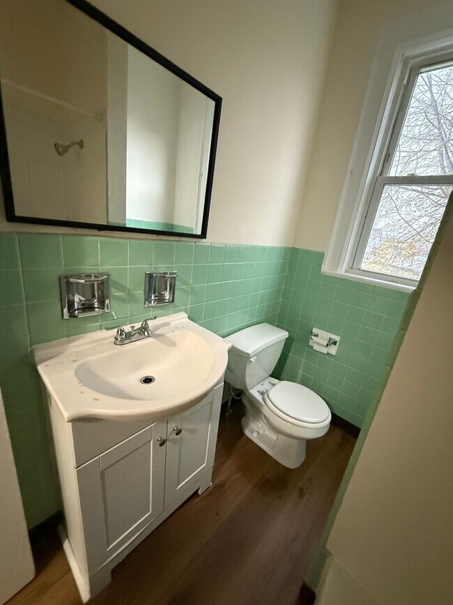 Building Photo - 1314-1316 Schlager St