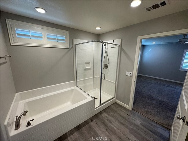 Building Photo - 501 Villa Way