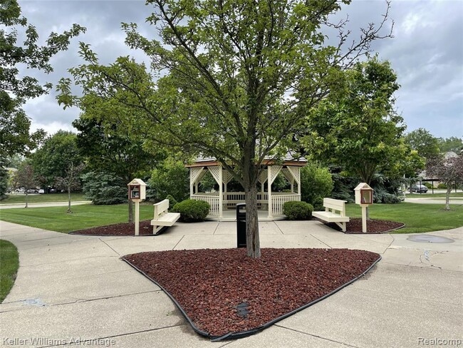 Building Photo - 42595 Lilley Pointe Dr