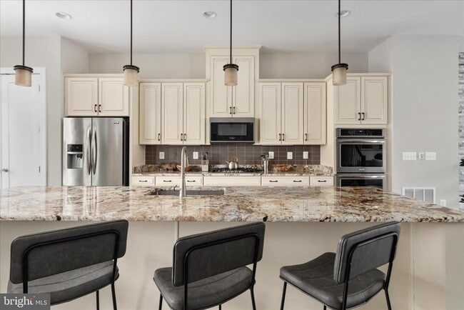 Building Photo - 44735 Medway Ter