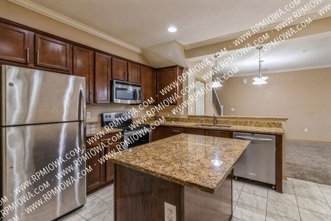 Building Photo - 574 84th St