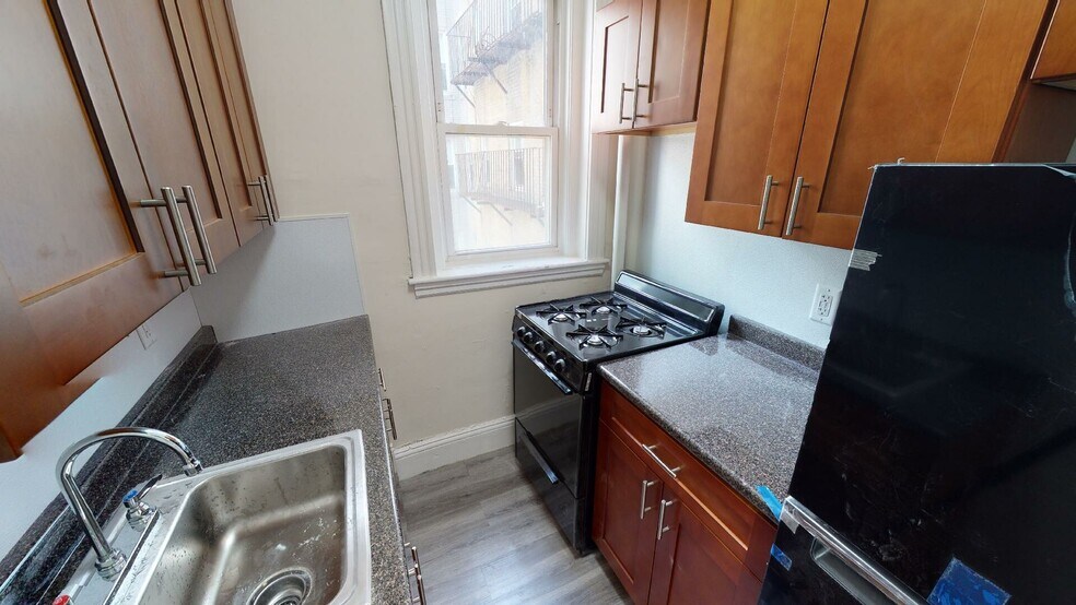 Building Photo - 1191 Boylston St