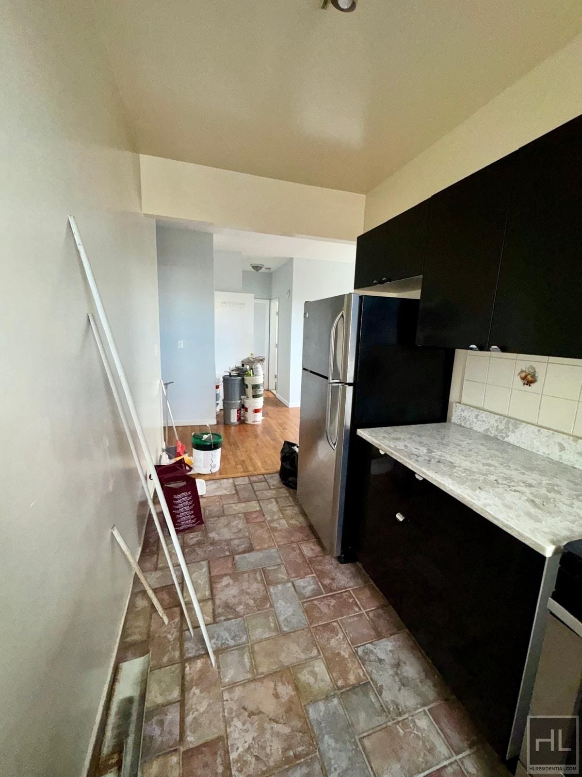 Building Photo - 36 AVENUE