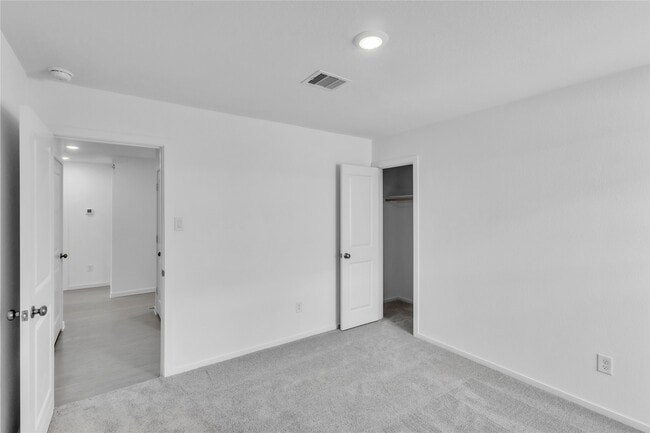 Building Photo - 26810 Nightingale Songs Dr