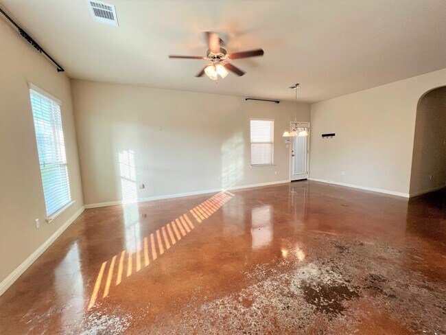 Building Photo - 4505 Senda Ln