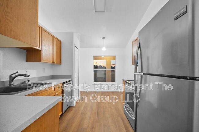 Building Photo - 25 Inconnu Dr