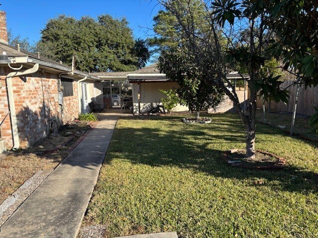 Building Photo - 7003 Pyron Way