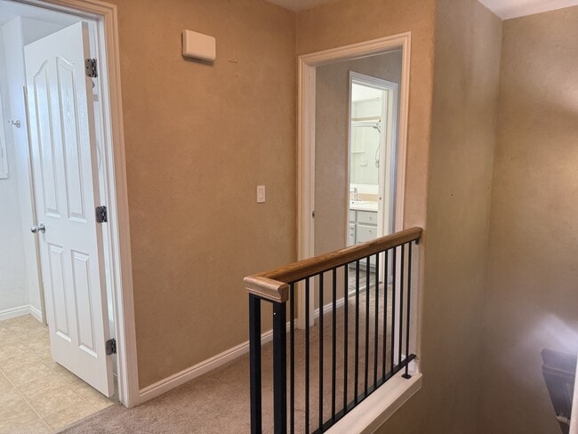 Building Photo - 7691 Willow Walk Ln