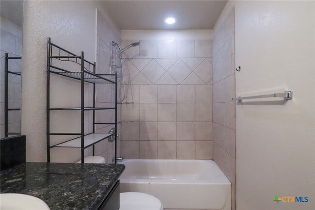 Building Photo - 1125 Brown Rock Dr