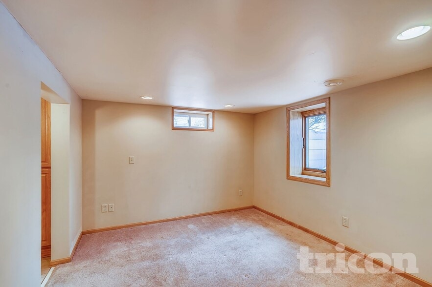 Building Photo - 6680 168th St W