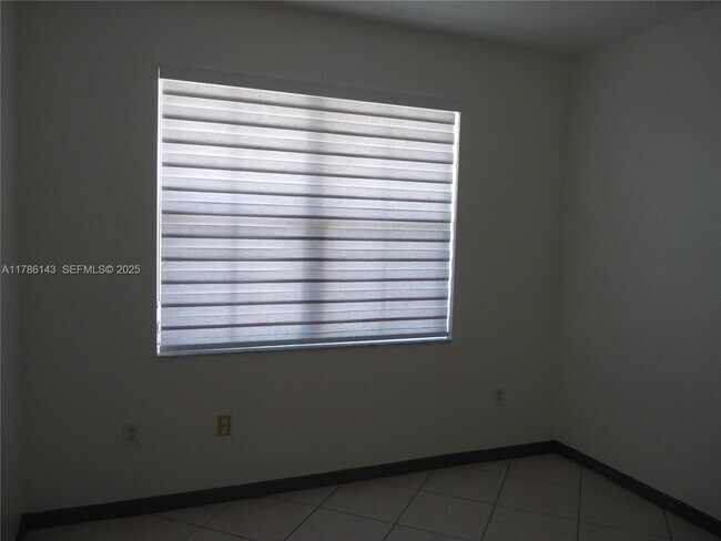 Building Photo - 8980 W Flagler St