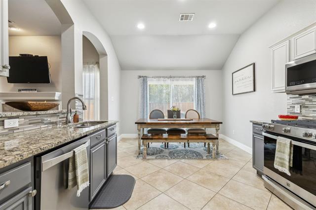 Building Photo - 9208 Norfolk Ln